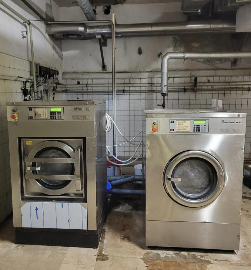 Průmyslové pračky: Kompletní průvodce výběrem pro rok 2026